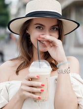 Load image into Gallery viewer, Fashion Leather Apple Watch Band - 7 Color Options Axios Bands