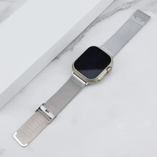 Load image into Gallery viewer, Women&#39;s Metal Wrist Strap for Apple Watch 38mm to 49mm - 5 Colors Axios Bands
